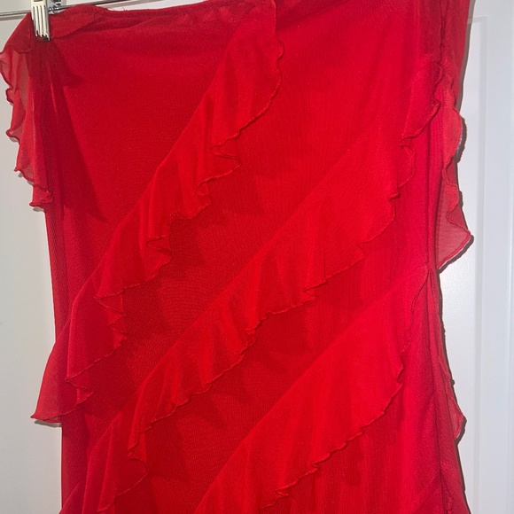 Bandeau Ruffle Detail Maxi Dress in Red - Picture 7 of 9